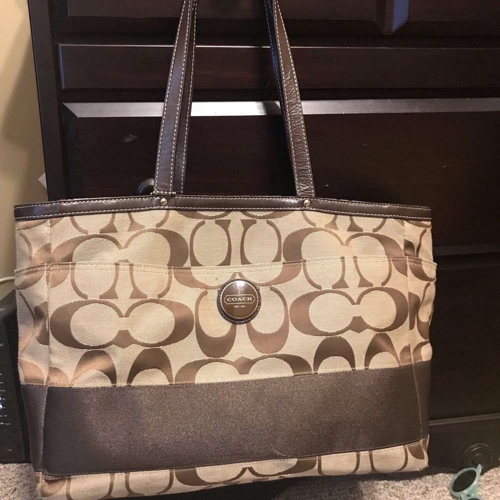 Coach Diaper Bag .. VVGUC